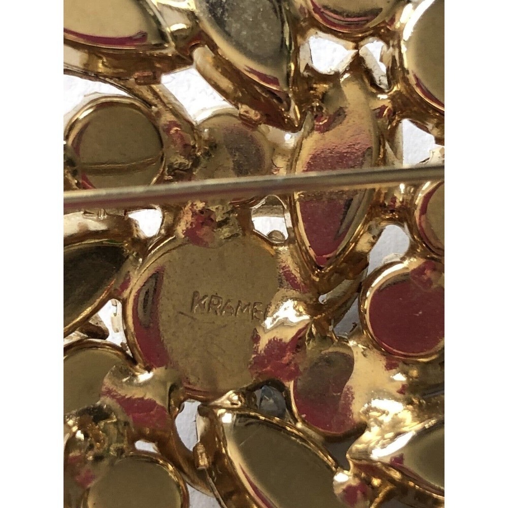 Kramer Clear Prong Set Gold Swirl Signed Rhinestone Crystal Pin Brooch Triangle - Picture 5 of 6